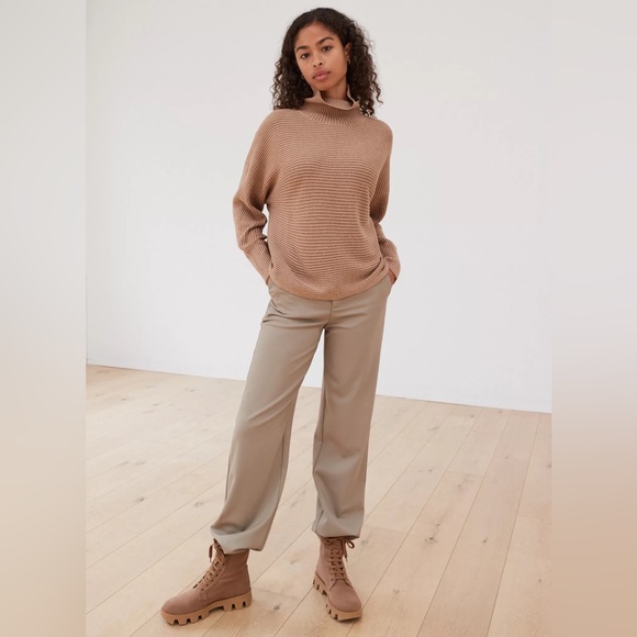 Aritzia Babaton Dumont Turtleneck - Picture 2 of 3
